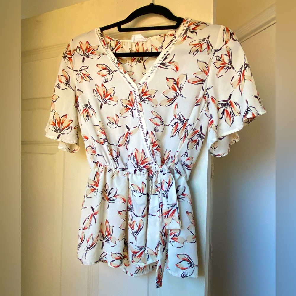 Floral cream blouse